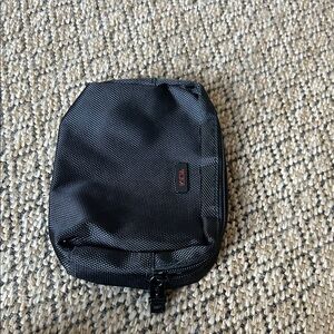 Tumi for Delta Black Toiletry Travel Case